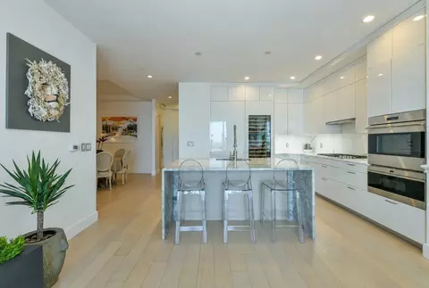 1 Franklin St #5101, Boston, MA 02110