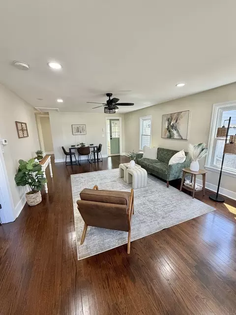 Living - 26 Mt Tom Ave, Easthampton, MA 01027 photo 2 of 5