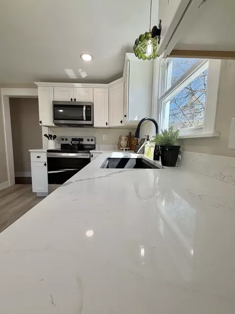 Kitchen - 26 Mt Tom Ave, Easthampton, MA 01027 photo 6 of 7