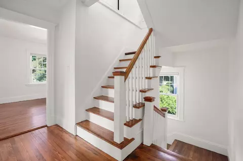 Entry Way - 28 Green St, Needham, MA 02492 photo 4 of 4