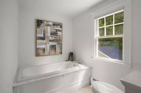Bath - 28 Green St, Needham, MA 02492 photo 2 of 2