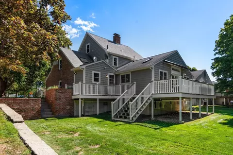 Exterior - 139 Webster St, Needham, MA 02494 photo 8 of 9