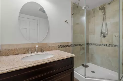Bath - 139 Webster St, Needham, MA 02494 photo 3 of 3