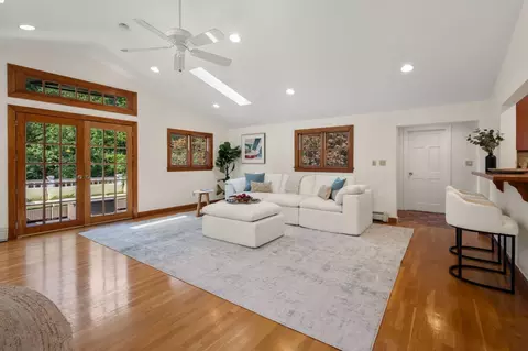 Living - 139 Webster St, Needham, MA 02494 photo 3 of 7