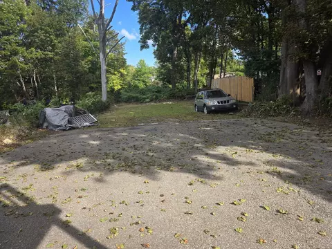Exterior - 27 Walnut St, Ware, MA 01082 photo 5 of 6