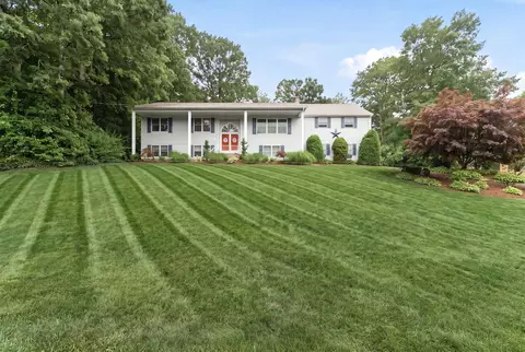 100 Spring Water Dr, Woonsocket, RI 02895