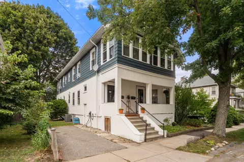23 Walnut St #23, Belmont, MA 02478