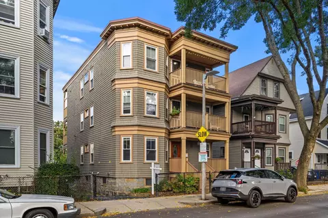 81 Auckland St #1, Boston, MA 02125