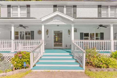 860 Washington St, Easton, MA 02375