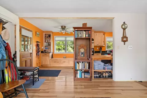 Entry Way - 43 Lynde St, Athol, MA 01331 photo 1 of 3