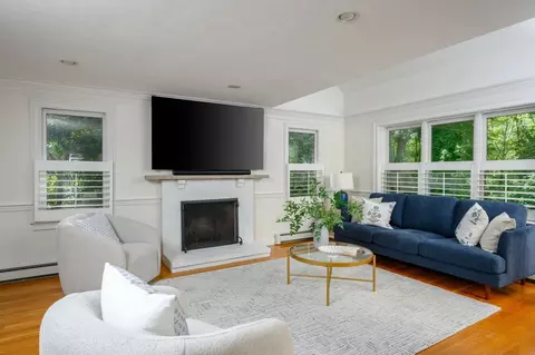 Living - 37 Ward St, Hingham, MA 02043 photo 1 of 4