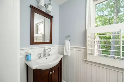Bath - 37 Ward St, Hingham, MA 02043 photo 1 of 3