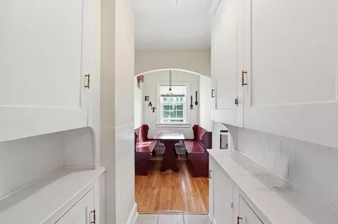 Entry Way - 45 Bronson Ter, Springfield, MA 01108 photo 1 of 4