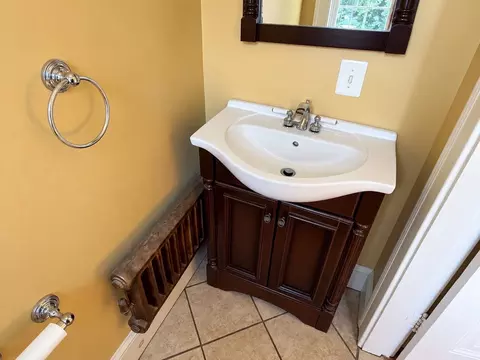 Bath - 45 Bronson Ter, Springfield, MA 01108 photo 1 of 3