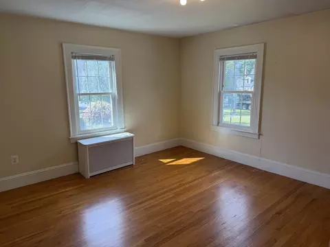 Living - 45 Bronson Ter, Springfield, MA 01108 photo 3 of 3