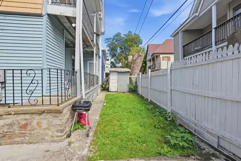 Exterior - 15 Maple Tree Ln, Worcester, MA 01602 photo 6 of 8