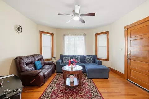 Living - 15 Maple Tree Ln, Worcester, MA 01602 photo 1 of 3