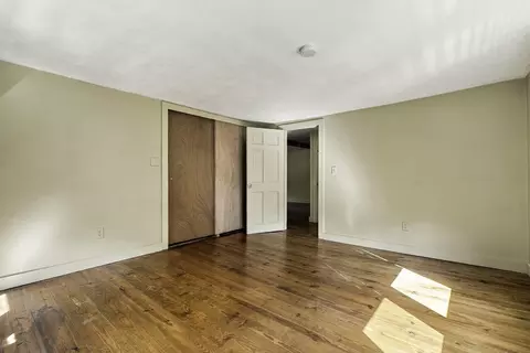 Bedroom - 15 North St, Upton, MA 01568 photo 1 of 5