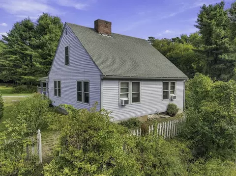 Exterior - 15 North St, Upton, MA 01568 photo 6 of 11