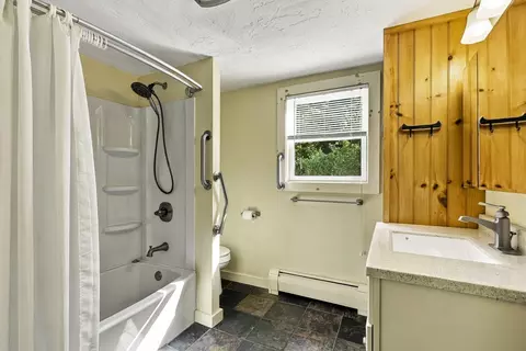 Bath - 15 North St, Upton, MA 01568 photo 1 of 2