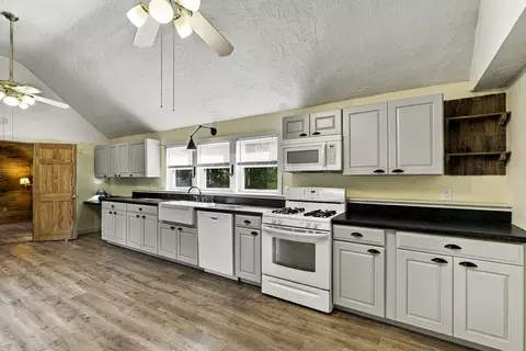Kitchen - 15 North St, Upton, MA 01568 photo 2 of 3