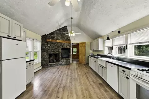 Kitchen - 15 North St, Upton, MA 01568 photo 3 of 3