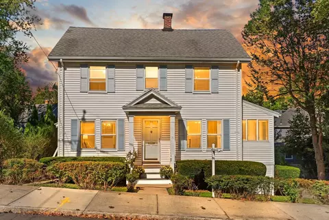 16 Suffolk St, Medford, MA 02155
