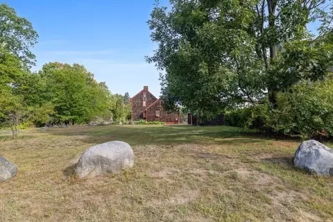 Exterior - 11 Sweetser Ave, Reading, MA 01867 photo 10 of 10