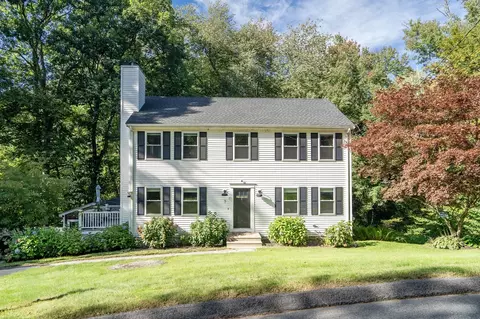 7 Duffield Rd, Hopkinton, MA 01748