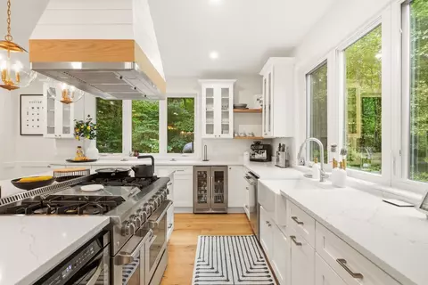 Kitchen - 25 Meadowbrook Rd, Dover, MA 02030 photo 4 of 4