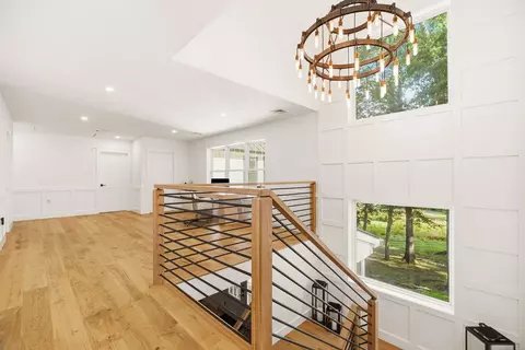 Entry Way - 25 Meadowbrook Rd, Dover, MA 02030 photo 4 of 4
