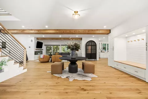 Entry Way - 25 Meadowbrook Rd, Dover, MA 02030 photo 1 of 4