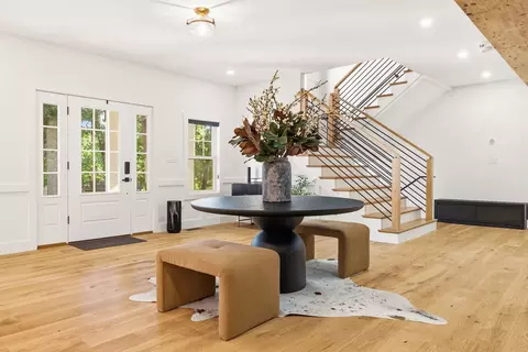Entry Way - 25 Meadowbrook Rd, Dover, MA 02030 photo 3 of 4