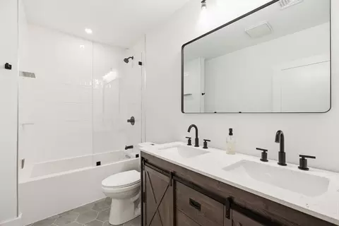 Bath - 25 Meadowbrook Rd, Dover, MA 02030 photo 3 of 3