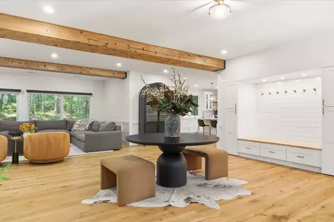 Entry Way - 25 Meadowbrook Rd, Dover, MA 02030 photo 2 of 4