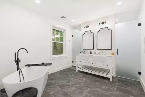 Bath - 25 Meadowbrook Rd, Dover, MA 02030 photo 2 of 3