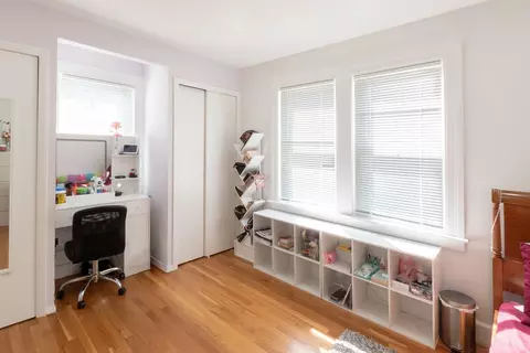 Bedroom - 16 Thayer St, Worcester, MA 01603 photo 2 of 9