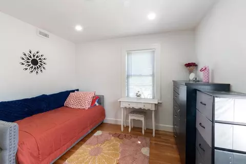 Bedroom - 16 Thayer St, Worcester, MA 01603 photo 3 of 9