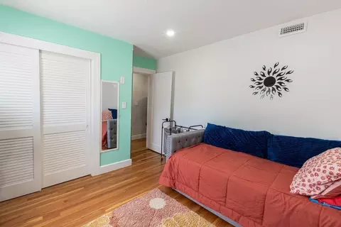 Bedroom - 16 Thayer St, Worcester, MA 01603 photo 5 of 9