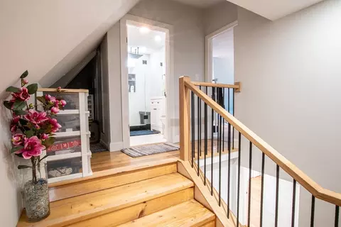 Entry Way - 16 Thayer St, Worcester, MA 01603 photo 3 of 3