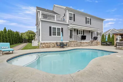 Exterior - 2 Oneil Way, Saugus, MA 01906 photo 8 of 8