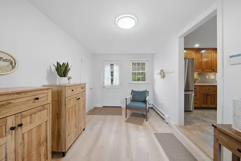 Entry Way - 80 Dodge Hill Rd, Sutton, MA 01590 photo 1 of 2