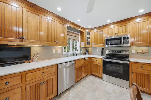 Kitchen - 80 Dodge Hill Rd, Sutton, MA 01590 photo 1 of 2