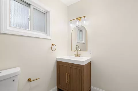 Bath - 376 N Underwood St, Fall River, MA 02720 photo 5 of 5