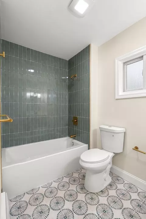 Bath - 376 N Underwood St, Fall River, MA 02720 photo 2 of 5