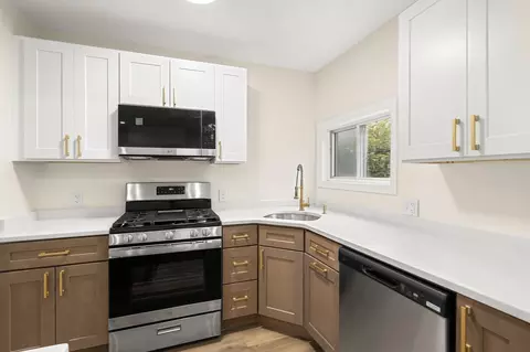Kitchen - 376 N Underwood St, Fall River, MA 02720 photo 8 of 11