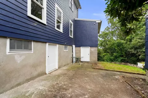Exterior - 376 N Underwood St, Fall River, MA 02720 photo 4 of 7