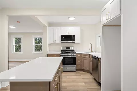 Kitchen - 376 N Underwood St, Fall River, MA 02720 photo 9 of 11