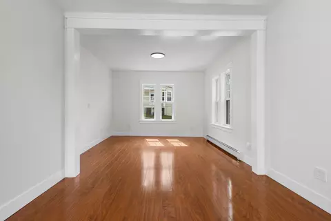 Living - 256 Weetamoe St, Fall River, MA 02720 photo 2 of 7
