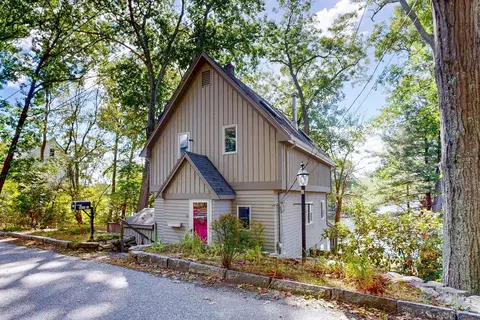 12 Downey Pl, Hopkinton, MA 01748